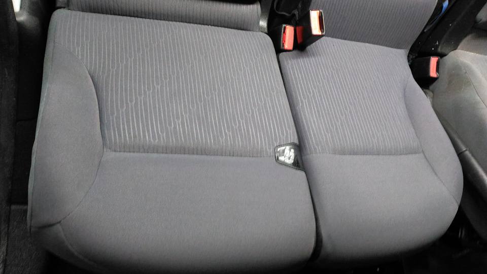 shampoing détachage siège auto